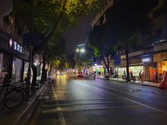 -陈老添美食店(宝华路店)