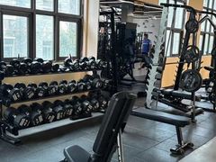 -岩顶健身(玄武店)