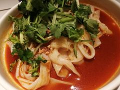 石河子凉皮-西域阿里马新疆菜·清真(桂花路店)