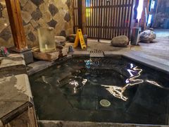 -裕龙汤泉
