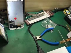 -鸿准通信科技·忠诚手机电脑维修中心(三林店)