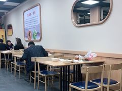 大堂-筋饼豆腐脑一绝