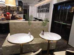 大堂-GODIVA(王府井apm店)