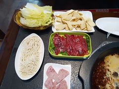 -陈府大宅门成都火锅·手切鲜肉(太原街店)