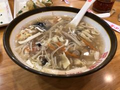酸辣汤-小姜锅贴(凤凰街店)