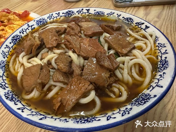 陈记肥肠面馆图片