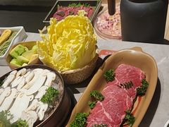 高原育牛Angus嫩肩-芸山季·云南野生菌火锅(宝能环球汇店)