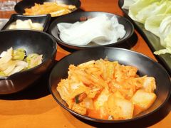 -肉甲韩国木炭烤肉(新壹街1店)