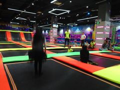 -酷跳蹦床主题公园(万胜广场店)