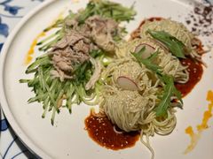 鸡丝拌面-桂满陇天书(南京德基旗舰店)