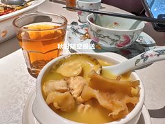 浓汤花胶鸡汤-维园悦谱·海派家常菜(乌鲁木齐南路店)