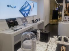 -Apple授权专营店(五彩城店)