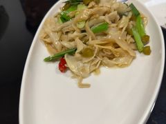 -茅台镇网红溶洞餐厅·茅帮菜馆