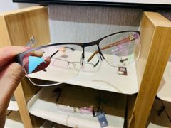 -无界眼镜MaxLess(五角场万达店)
