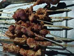 特色碳烤羊肉串-老兰家传统烧烤炒菜泡馍(小南门店)
