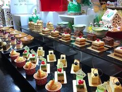 -城市名人酒店喝彩西餐厅(人民南路店)