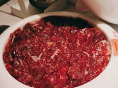 -左庭右院鲜牛肉火锅(金山万达店)