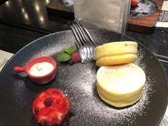 -Efes Turkish & Mediterranean Cuisine 艾菲斯餐厅(陆家嘴店)