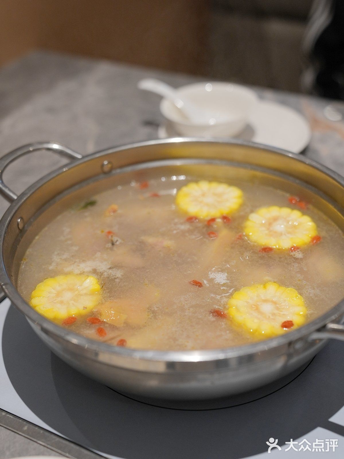 养生火锅认准这家潮汕火锅店｜汤都这么吼喝