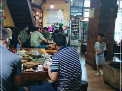 大堂-汤锅大王(新平曹苏黄牛汤锅有限公司)