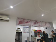 -何记酿皮店(西流湾店)