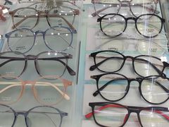 -三叶眼镜城(八佰伴店)