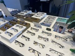 -罗伯特眼镜·蔡司官方授权(前海桂湾店)