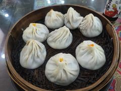 -笑来喜馄饨小笼工坊(通扬路店)