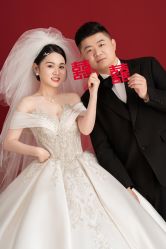 -雪中彩影婚纱摄影·微光艺术中心