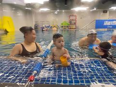 -蓝旗亲子游泳(范湖万达广场店)