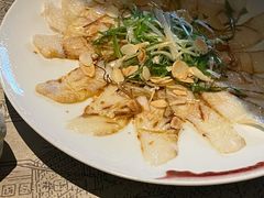 薄切鲜鱼片-穹六人间 people 6(岳阳路店)