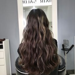 -DL HAIR SALON