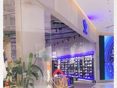 -阿迪达斯(武林银泰三叶草店)