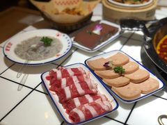 -贤合庄卤味火锅(安吉万达店)