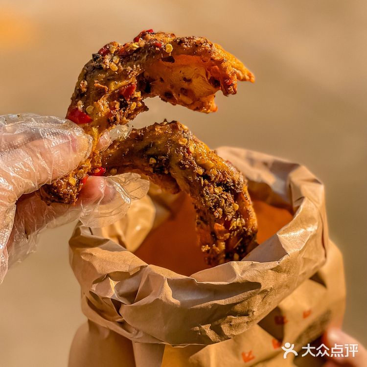 这家广西脆皮鸭爪‼️咔咔脆！居然还可以煮螺蛳粉