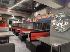 -龙巢盱眙龙虾·牛蛙·烧烤宵夜(八卦岭店)