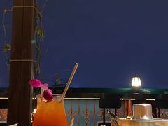 冬阴功海鲜汤-萨芭蒂高空花园餐酒吧