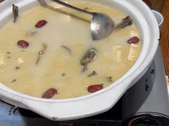 -黄泥岗·地道湖北菜(奥特莱斯店)