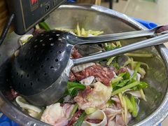 -周良天山牛杂城(天山路总店)