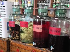 -果松木炭酸菜铜火锅·外婆参鸡汤