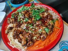 -灵芝妹子海鲜米线(劳动公园店)