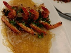 蒜蓉粉丝蒸红虾-醉辉皇上海之巅(上海中心大厦店)