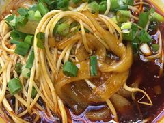 -拈签一笑黄牛肉辣卤串串