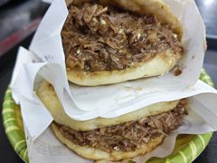 牛肉烧饼（超多肉）-穆得·老周家牛肉烧饼(普利街店)