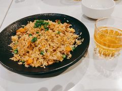 马拉盏猪颈肉炒饭-美奈小馆·越南料理(中航城君尚购物中心店)