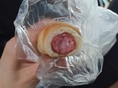 -沁屋面包店(人民东路店)