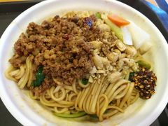 -阿阳牛腩腌面店