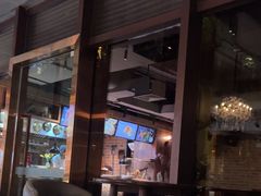 -卡普里披萨·牛扒·下午茶