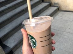 -星巴克臻选(威海威高广场店)