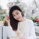 一般蓝色 但是我们吃了2口就觉得太甜了